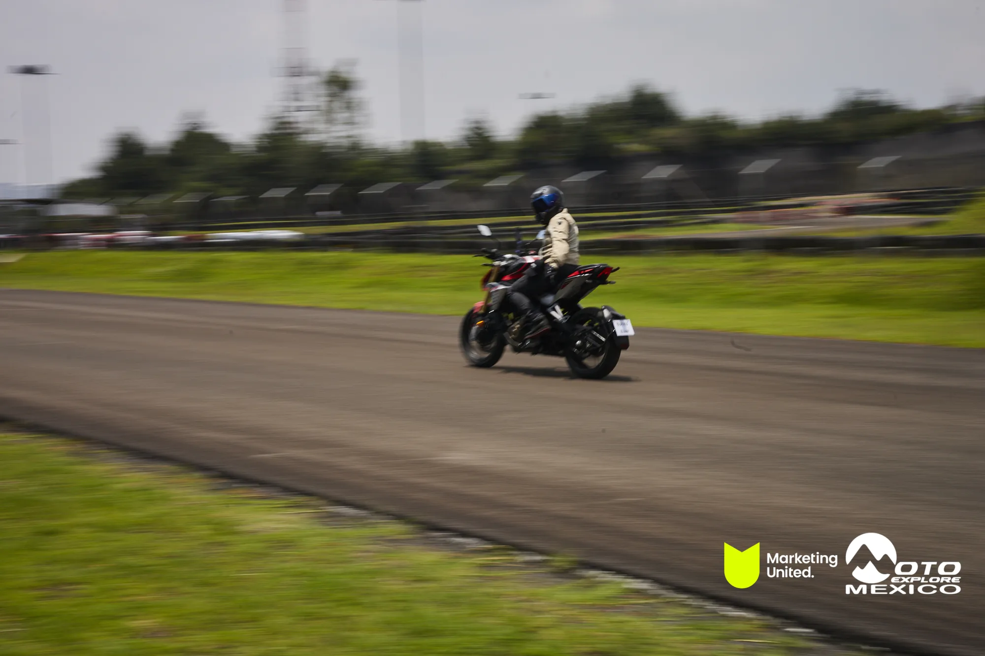 HUNK TRACKDAY 435